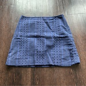 Vineyard Vines navy skirt